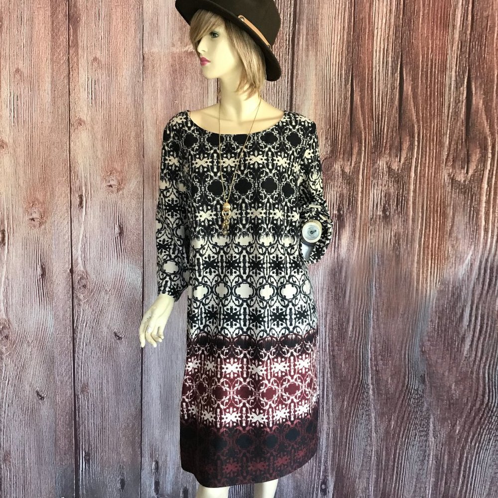 Taylor Woman Shift Dress 18W